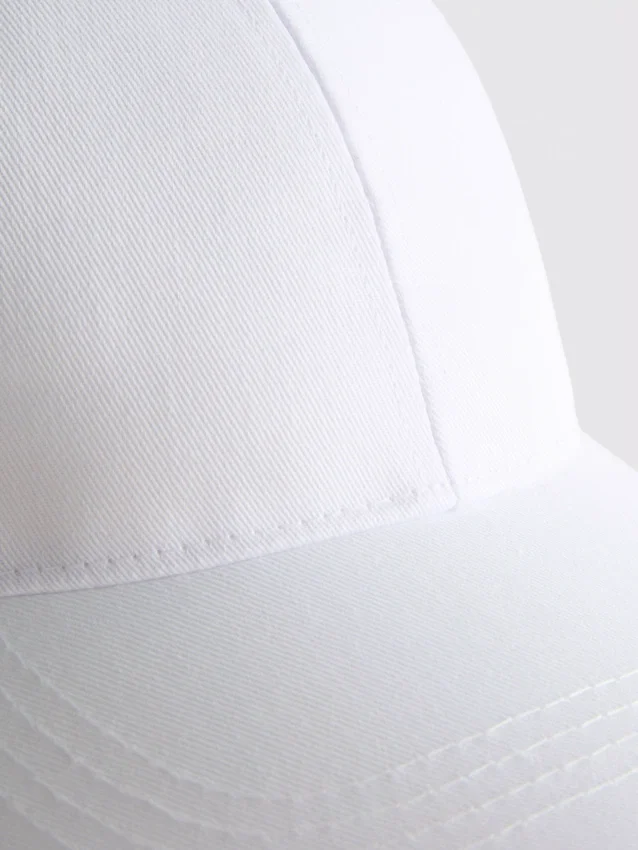 Essential baseball cap