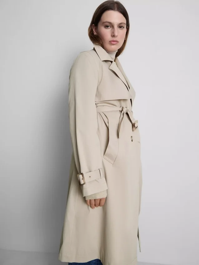 Essential belted trench