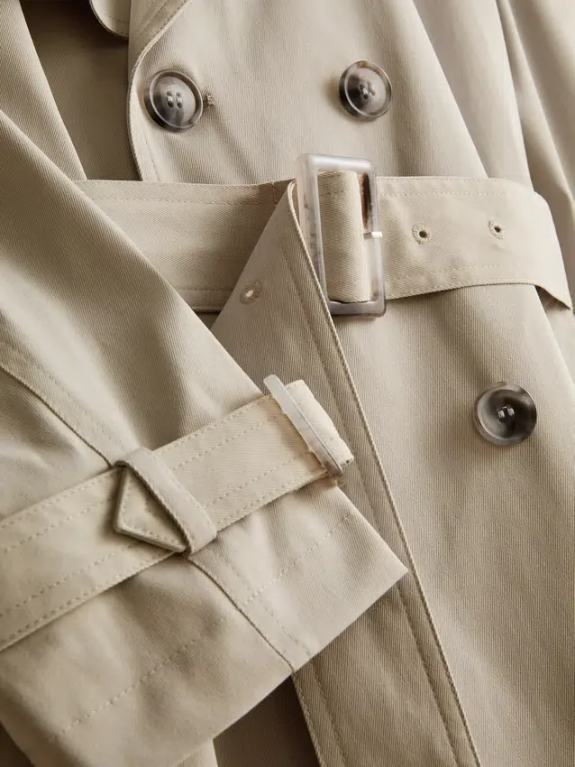 Essential belted trench