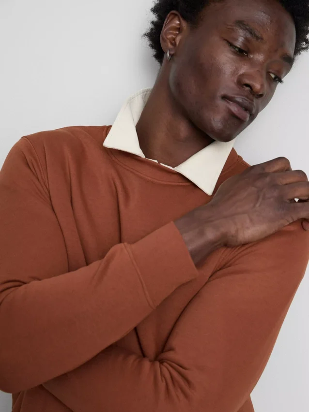 Essential crew sweatshirt