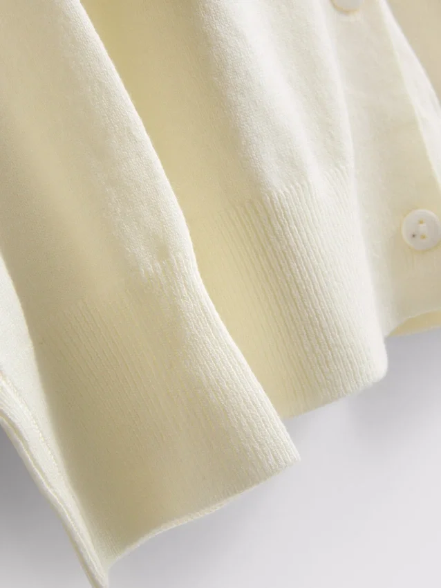 Essential crewneck cardigan