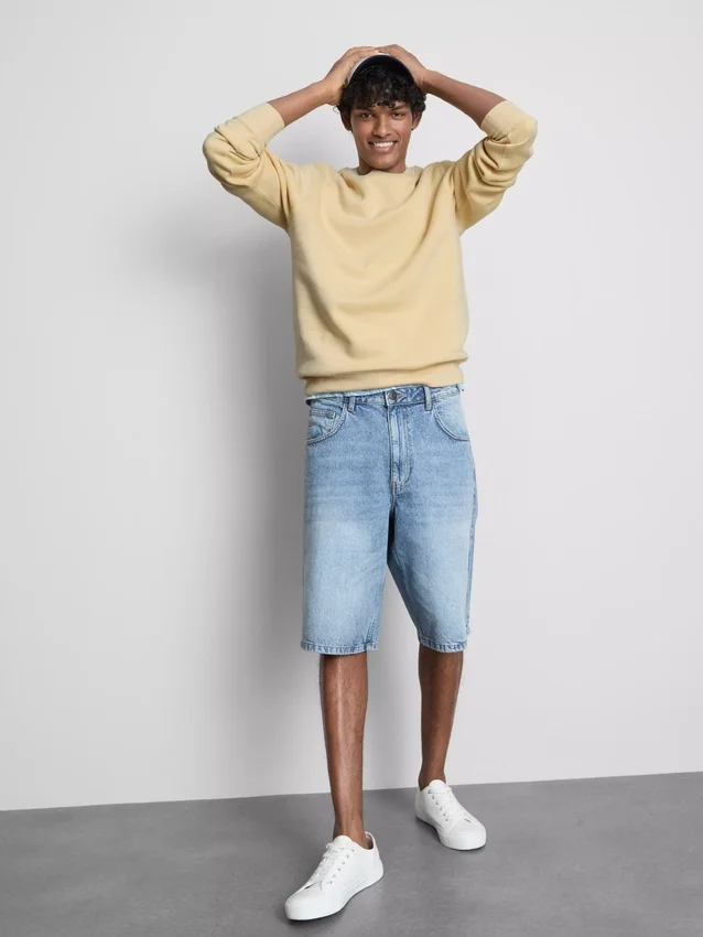 Essential crewneck sweatshirt