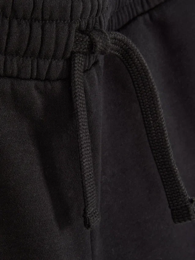 Essential cuffed joggers