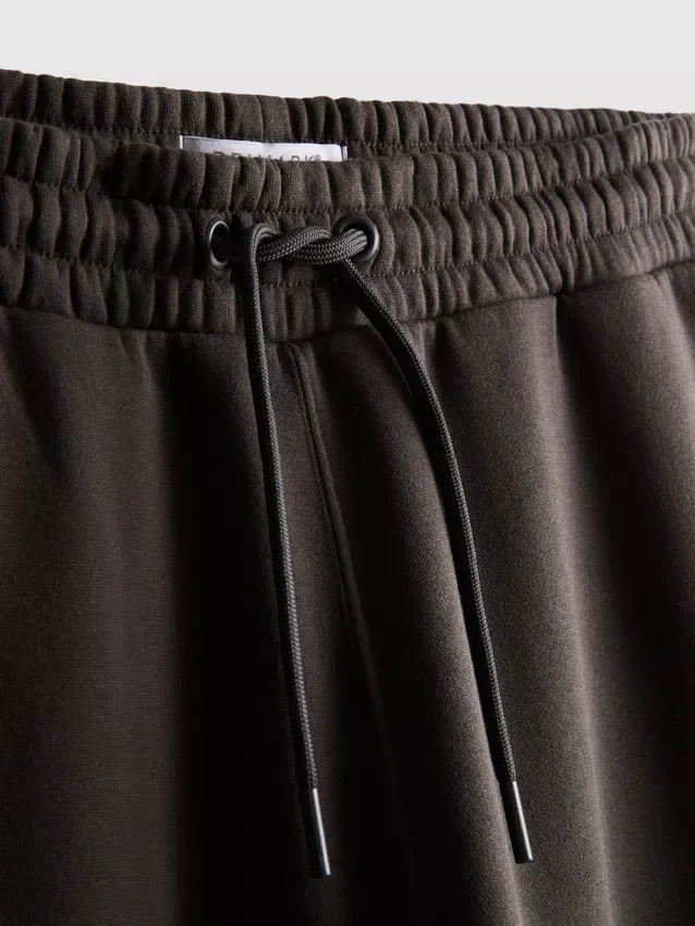 Essential drawstring joggers