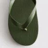 Essential flip flops