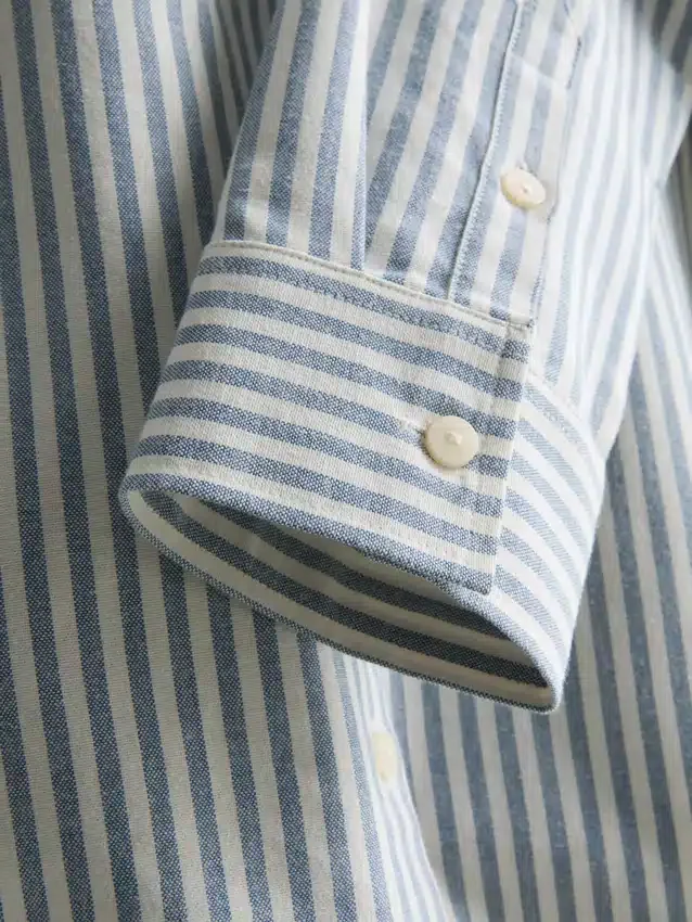 Essential oxford shirt