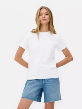 Essential short sleeve crew neck tee