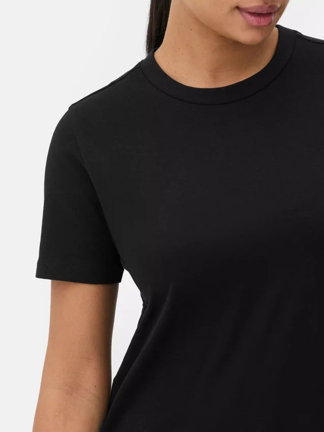 Essential short sleeve t-shirt