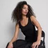 Essential stretch tank