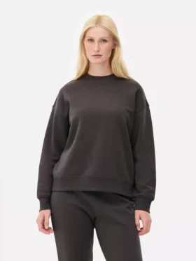 Essential sweatshirt