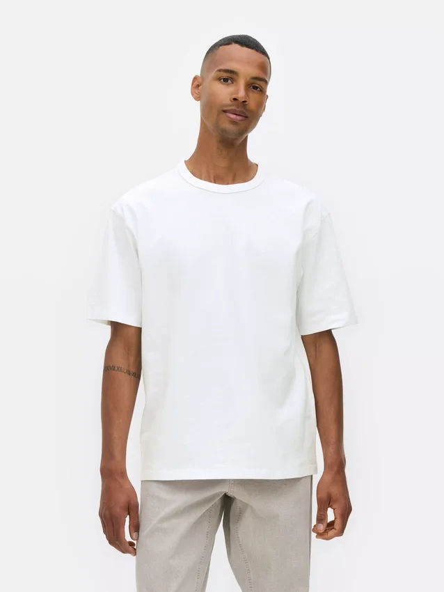 Essential t-shirt