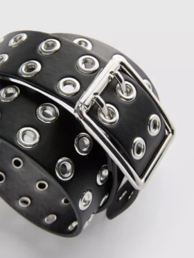 Eyelet buckle belt