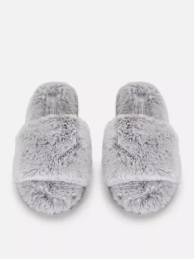 Faux fur slippers
