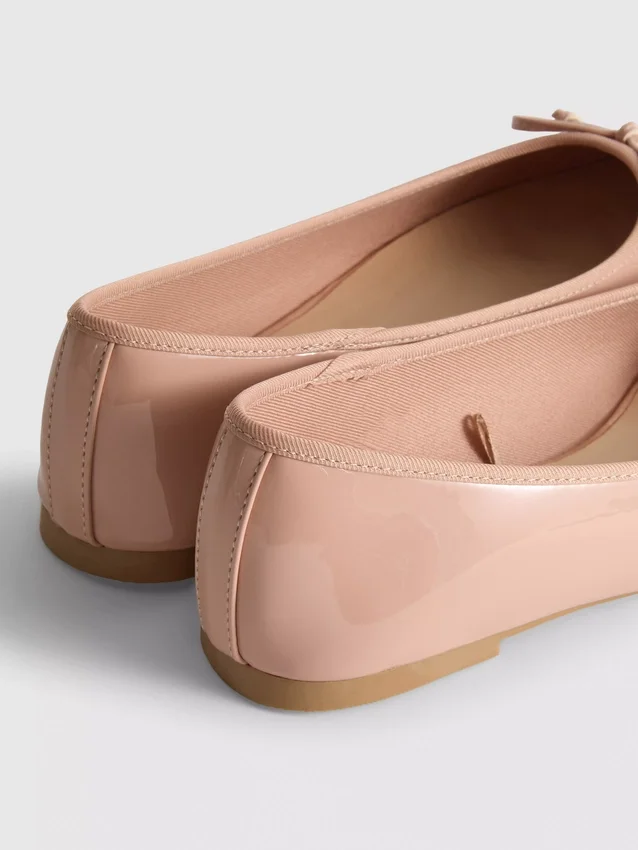 Faux leather ballerina bow flats