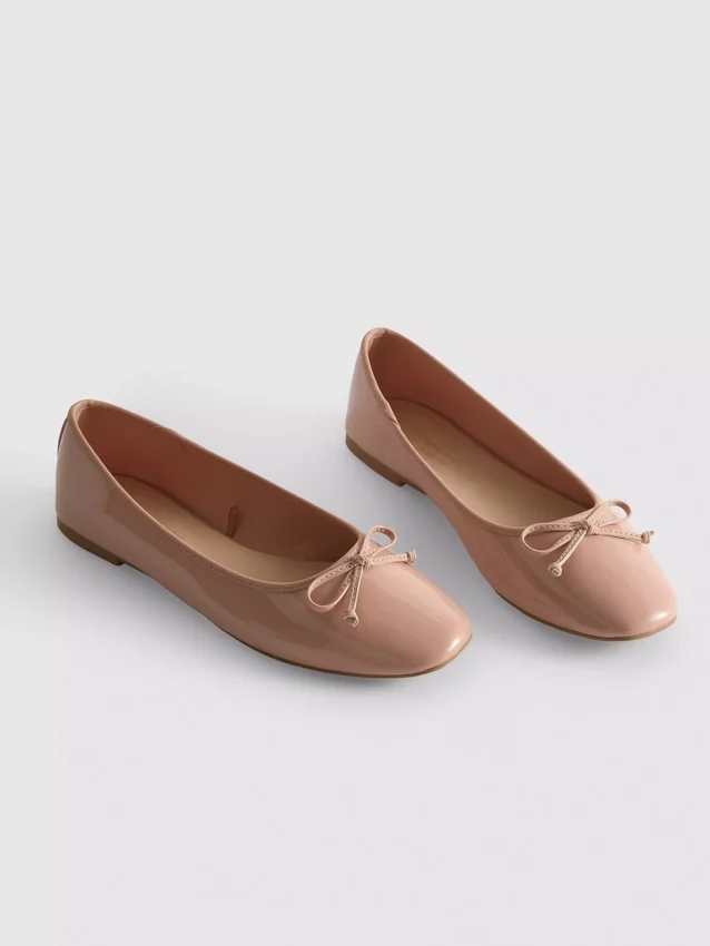 Faux leather ballerina bow flats