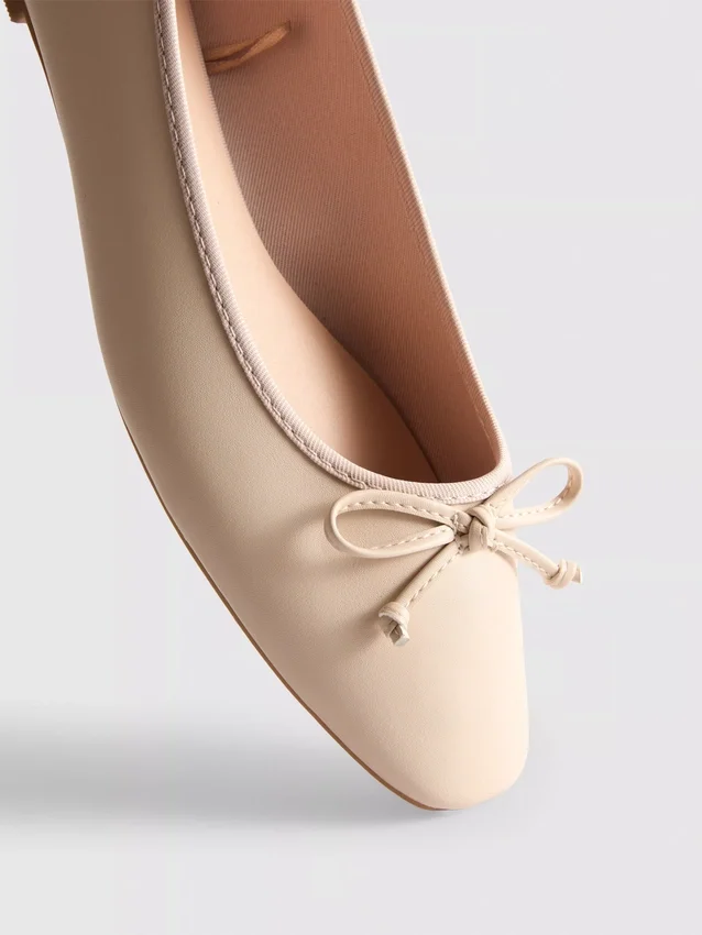 Faux leather ballerina flats