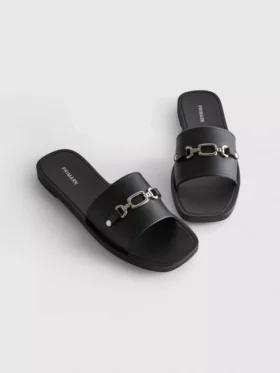 Faux leather snaffle sliders