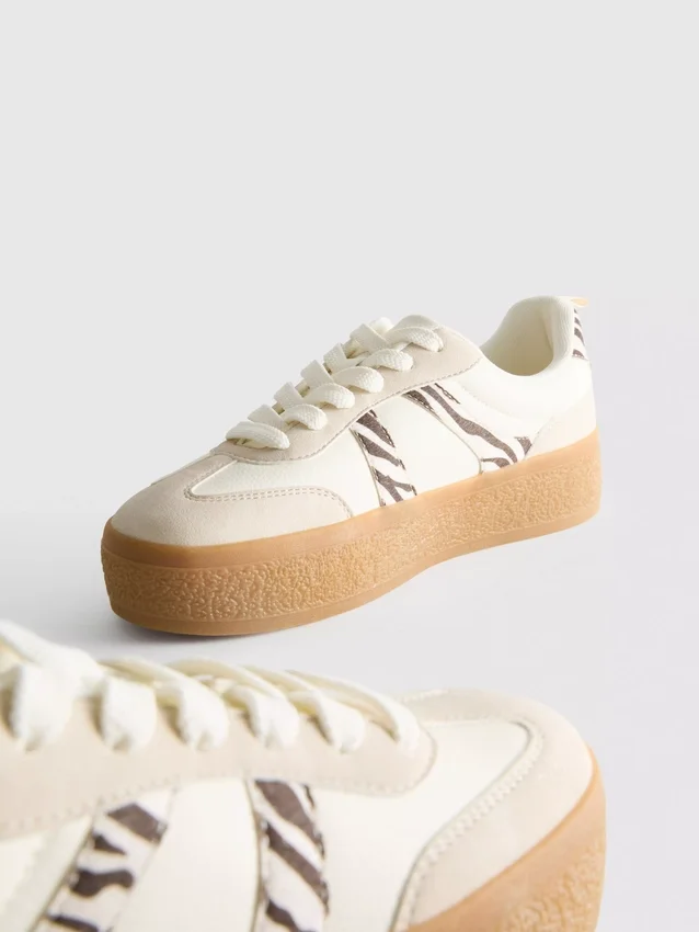 Flatform gum sole