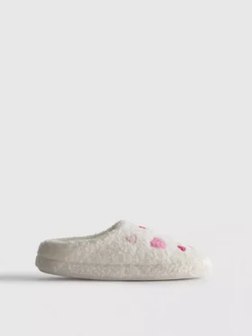 Fleece heart slippers