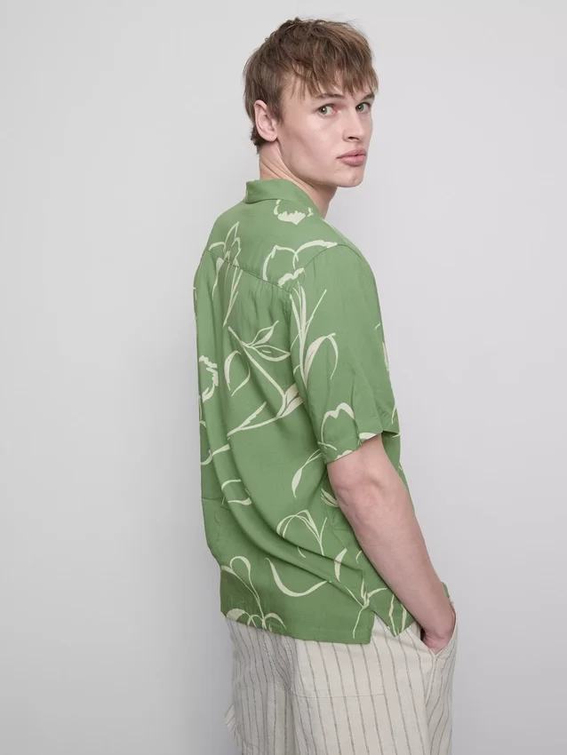 Floral revere collar shirt