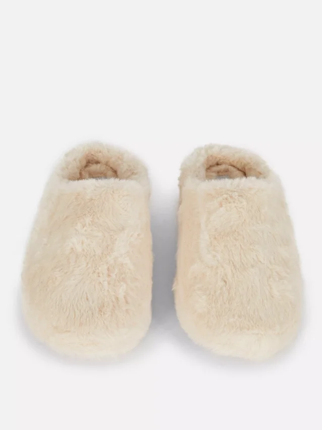 Fluffy slippers