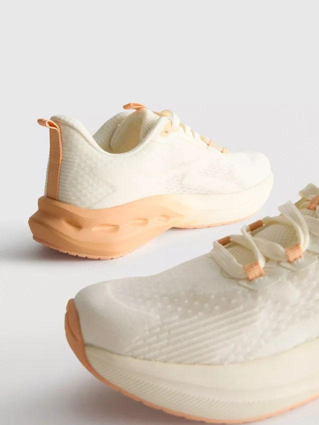 Foamflex cushion running shoes
