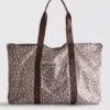 Foldaway weekender bag