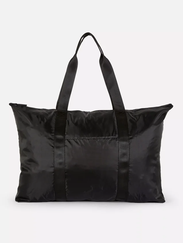 Foldaway weekender bag