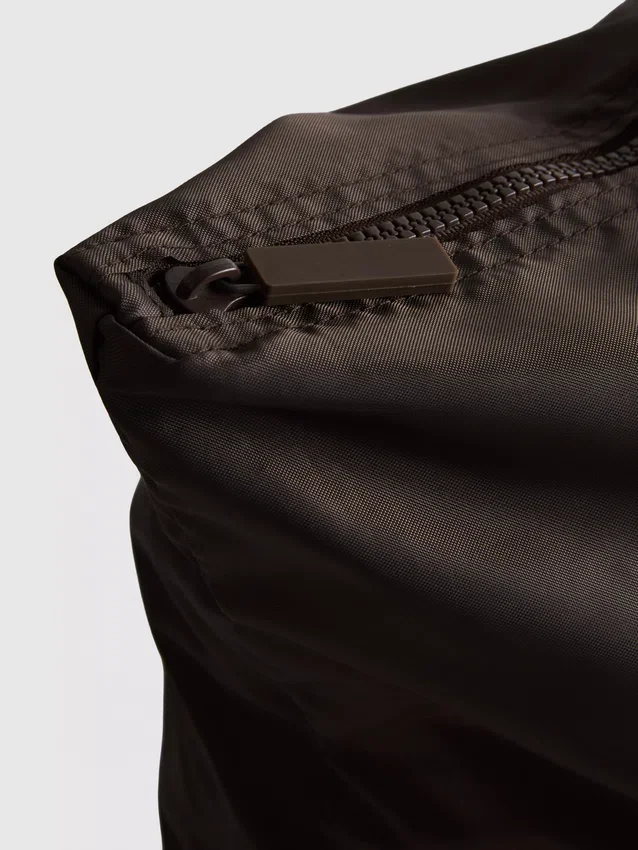 Foldaway weekender bag
