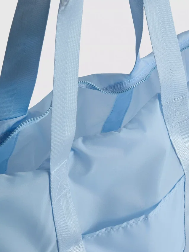 Foldaway weekender bag