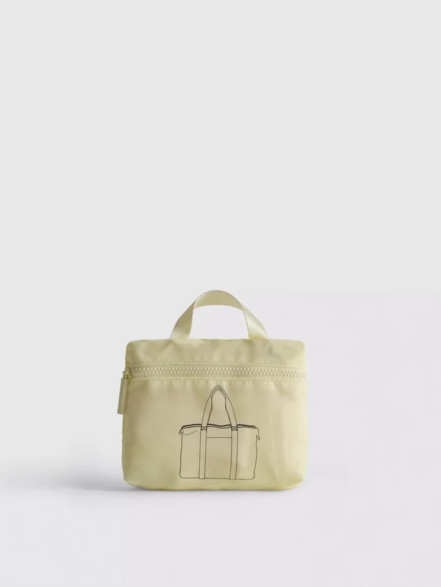 Foldaway weekender bag