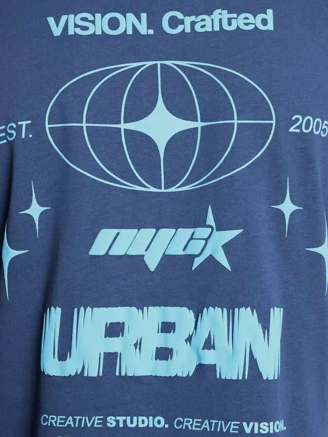Graphic t-shirt