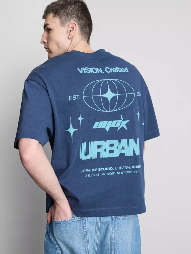 Graphic t-shirt