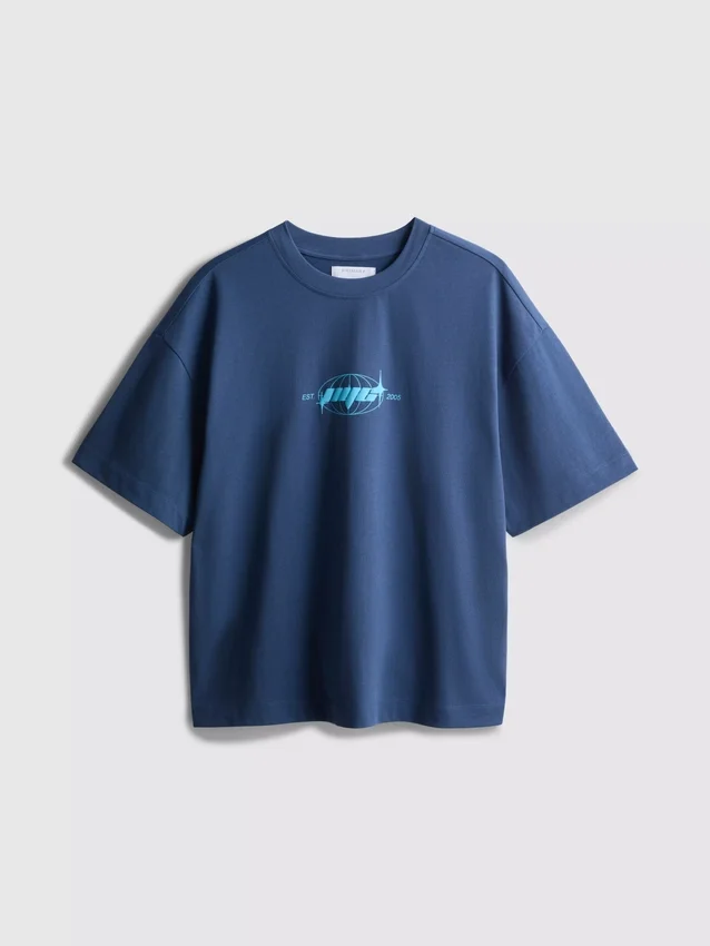 Graphic t-shirt
