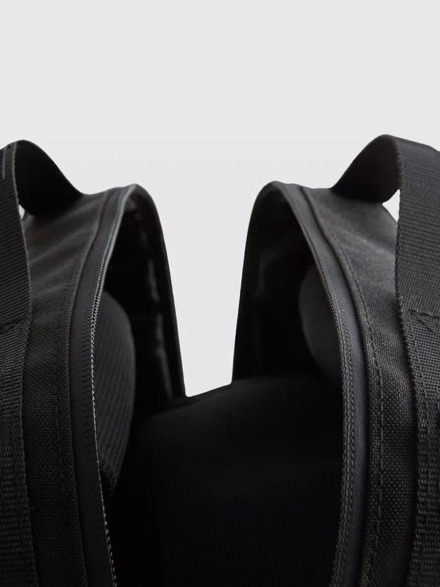 Hanging washbag
