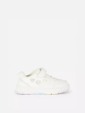 Heart low-top sneakers