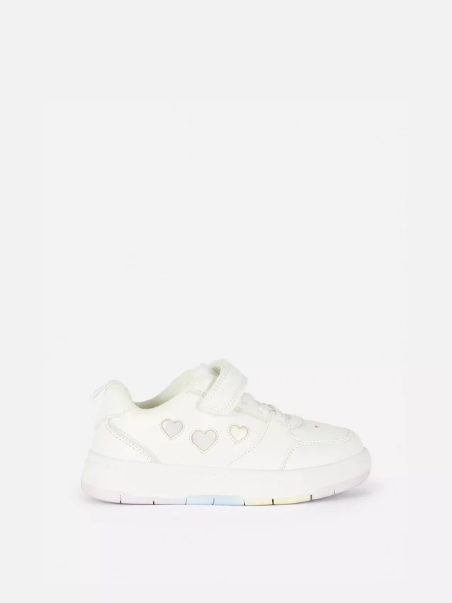Heart low-top sneakers