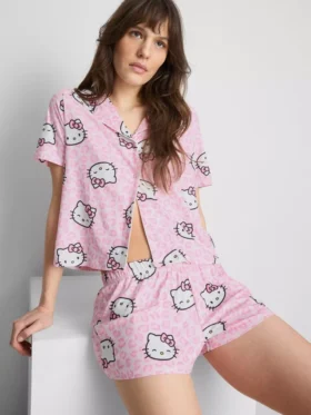 Hello kitty short boyfriend pajamas