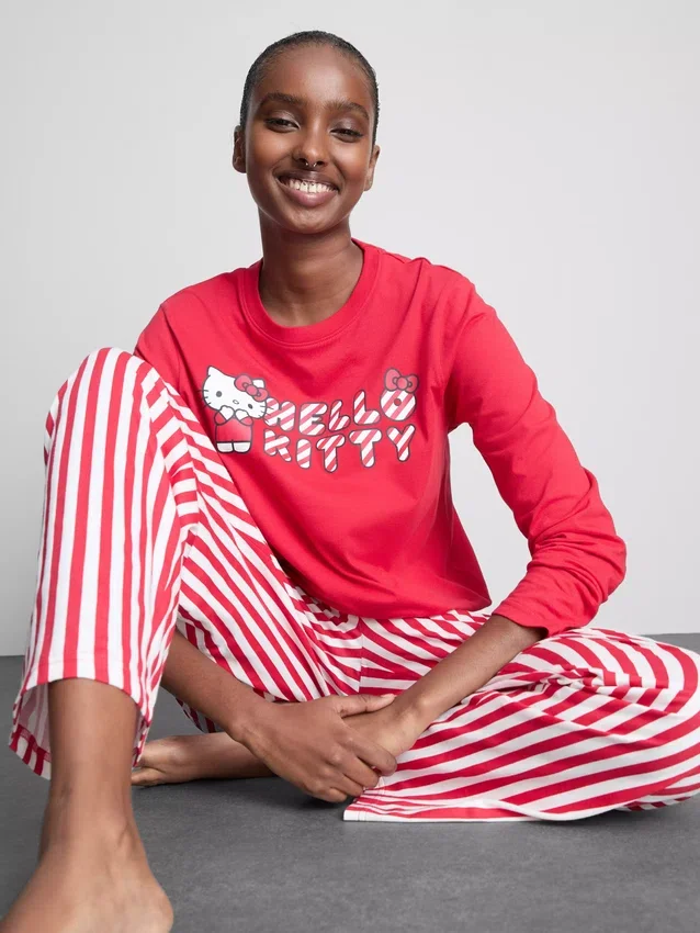 Hello kitty striped pajama set