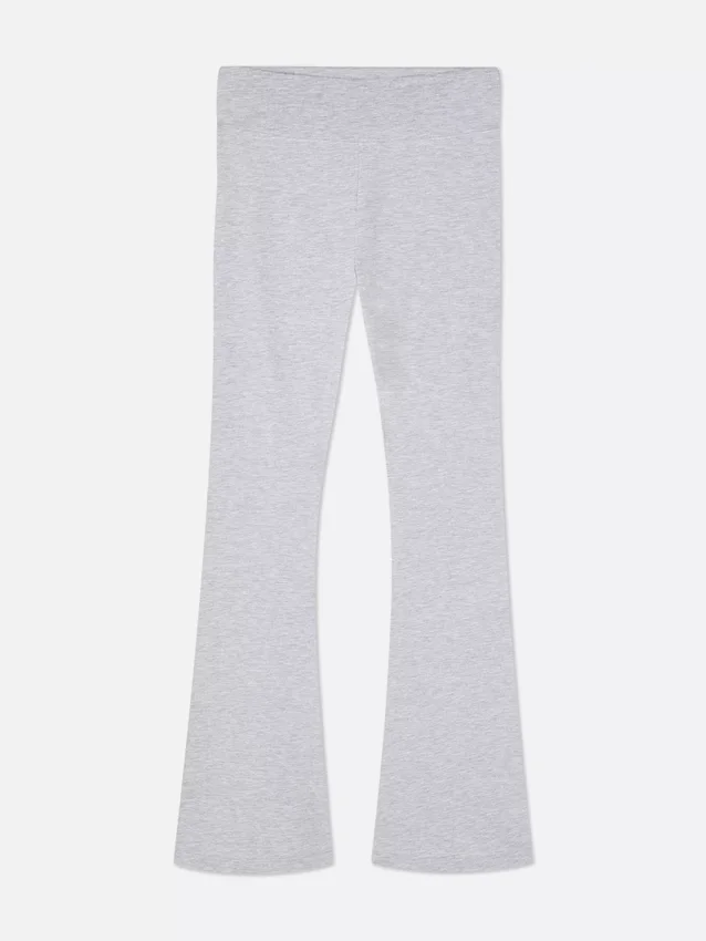 High-waisted active flared leggings