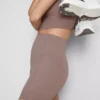 High-waisted active yoga shorts