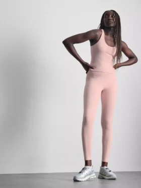High-waisted maple active leggings