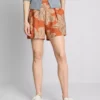 High-waisted printed shorts