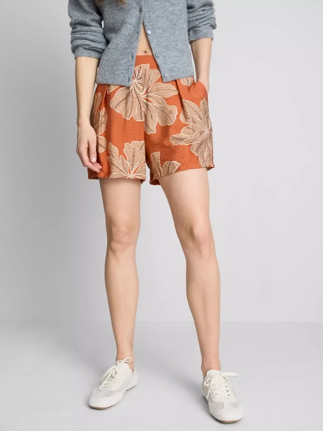 High-waisted printed shorts
