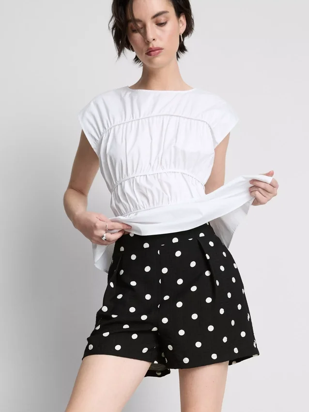 High-waisted printed shorts