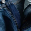 High-waisted relaxed jeans