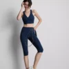 High-waisted smooth support active capri leggings