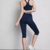 High-waisted smooth support active capri leggings