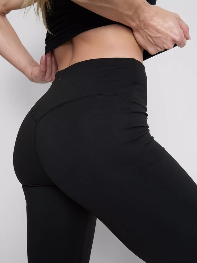 High-waisted smooth support flared active leggings
