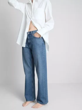 High-waisted straight-leg jeans